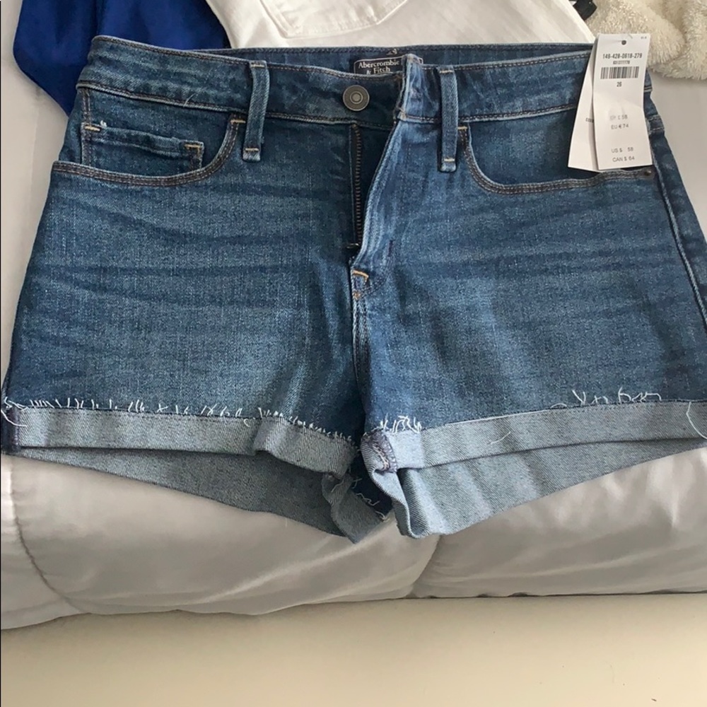 A&F Shorts NWT